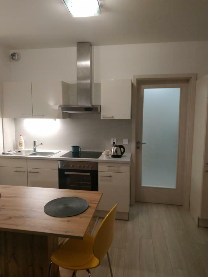 Kosice Smart Apartman Экстерьер фото
