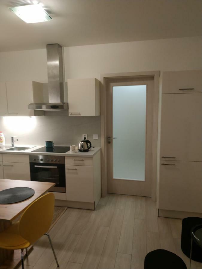 Kosice Smart Apartman Экстерьер фото